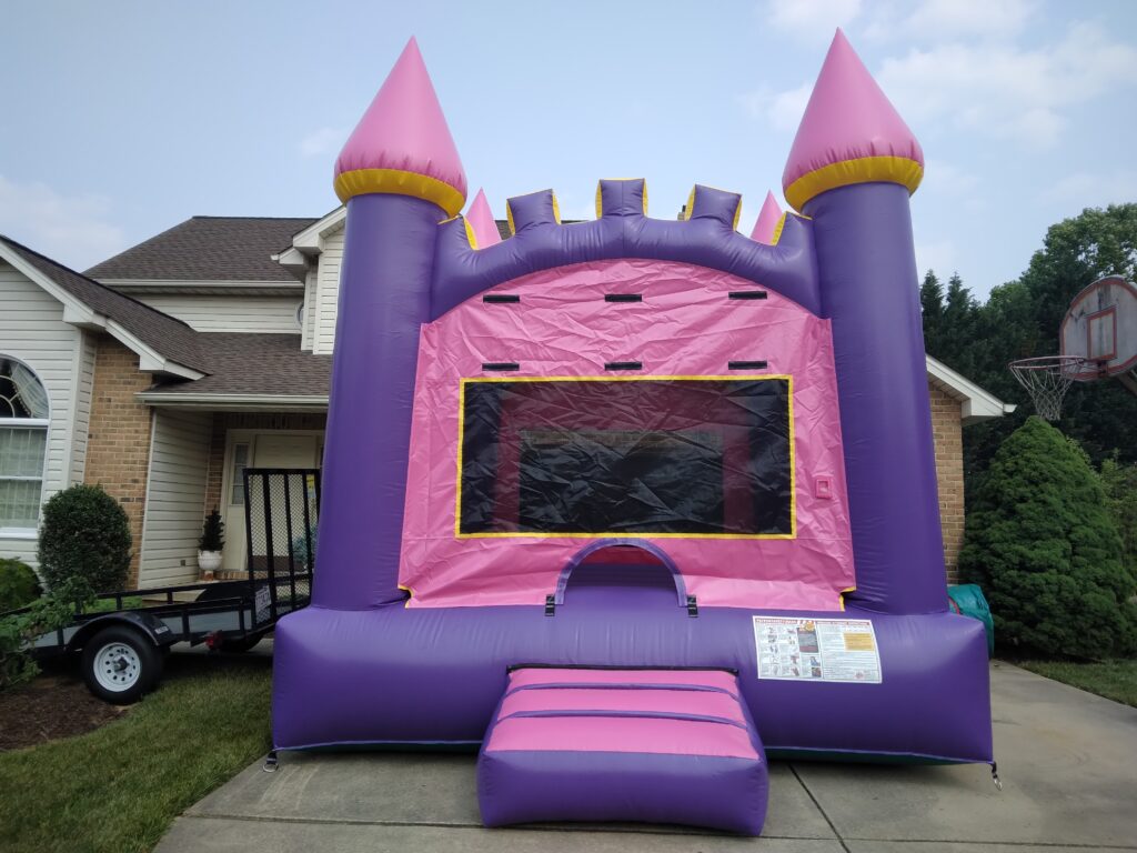 Pink_Caslte_Bounce_House_2